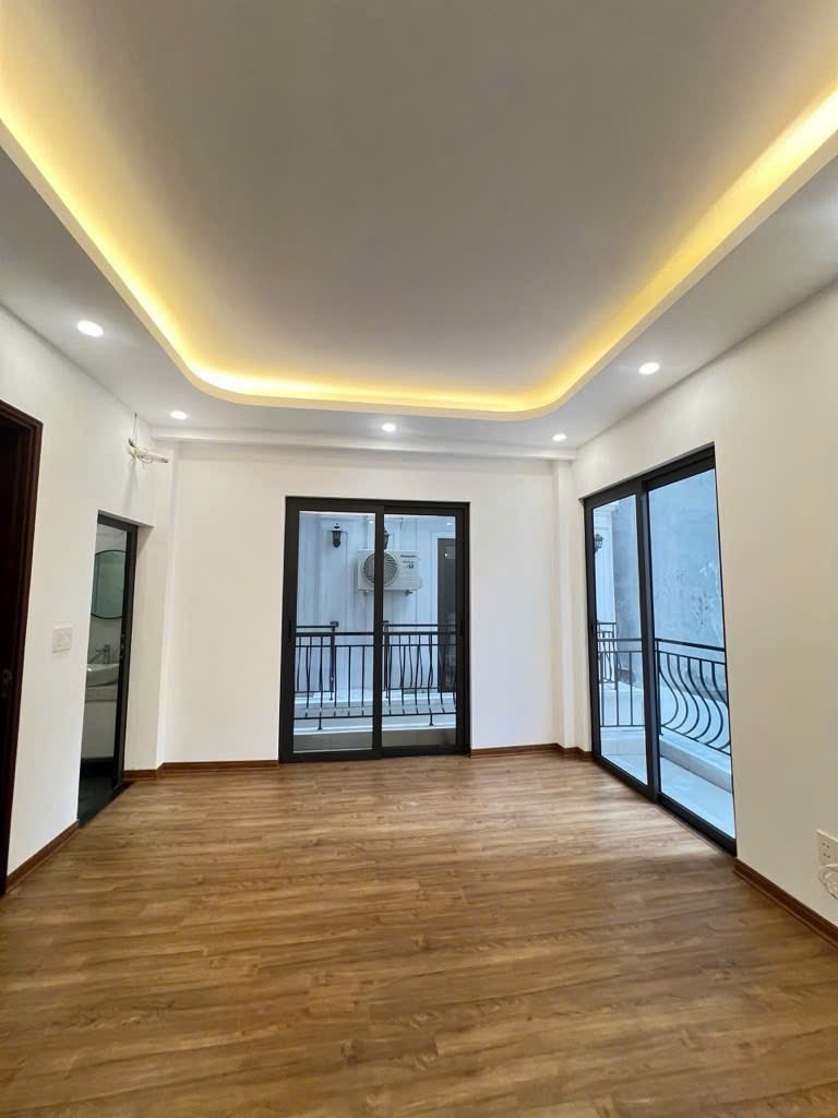 Bán nhà Xuân Đỉnh 35m², 5 tầng, Mặt tiền 6.7m - Vị trí đẹp, Pháp lý đầy đủ