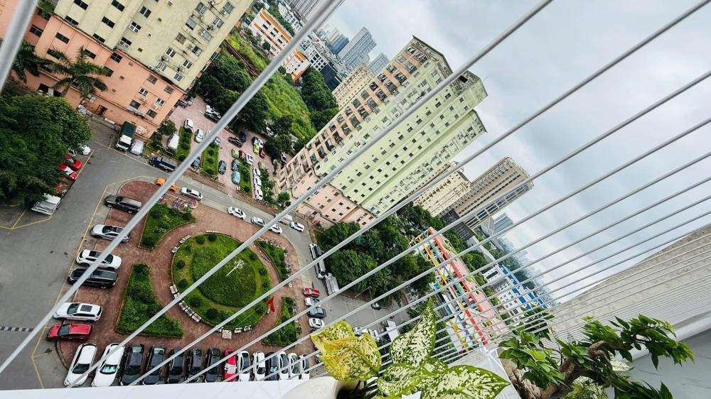 Bán Căn Hộ 2 Phòng Ngủ, Tầng Cao, View Đẹp Tại B10A Nguyễn Chánh, Cầu Giấy