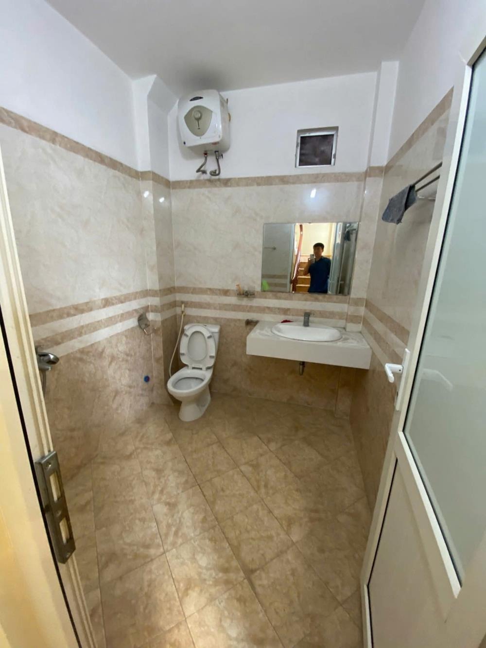 Bán nhà đẹp 5 tầng, ngõ thông thoáng, Ba Đình - Giá 7.8 tỷ