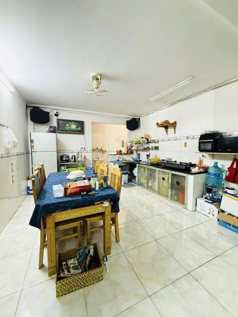 Nhà đẹp, 62m2, 3PN, gần Aeon Tân Phú | Giá: 6.4 tỷ
