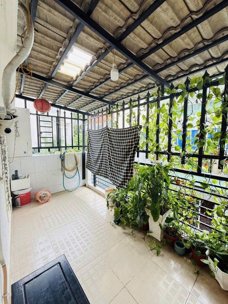 Nhà đẹp, 62m2, 3PN, gần Aeon Tân Phú | Giá: 6.4 tỷ