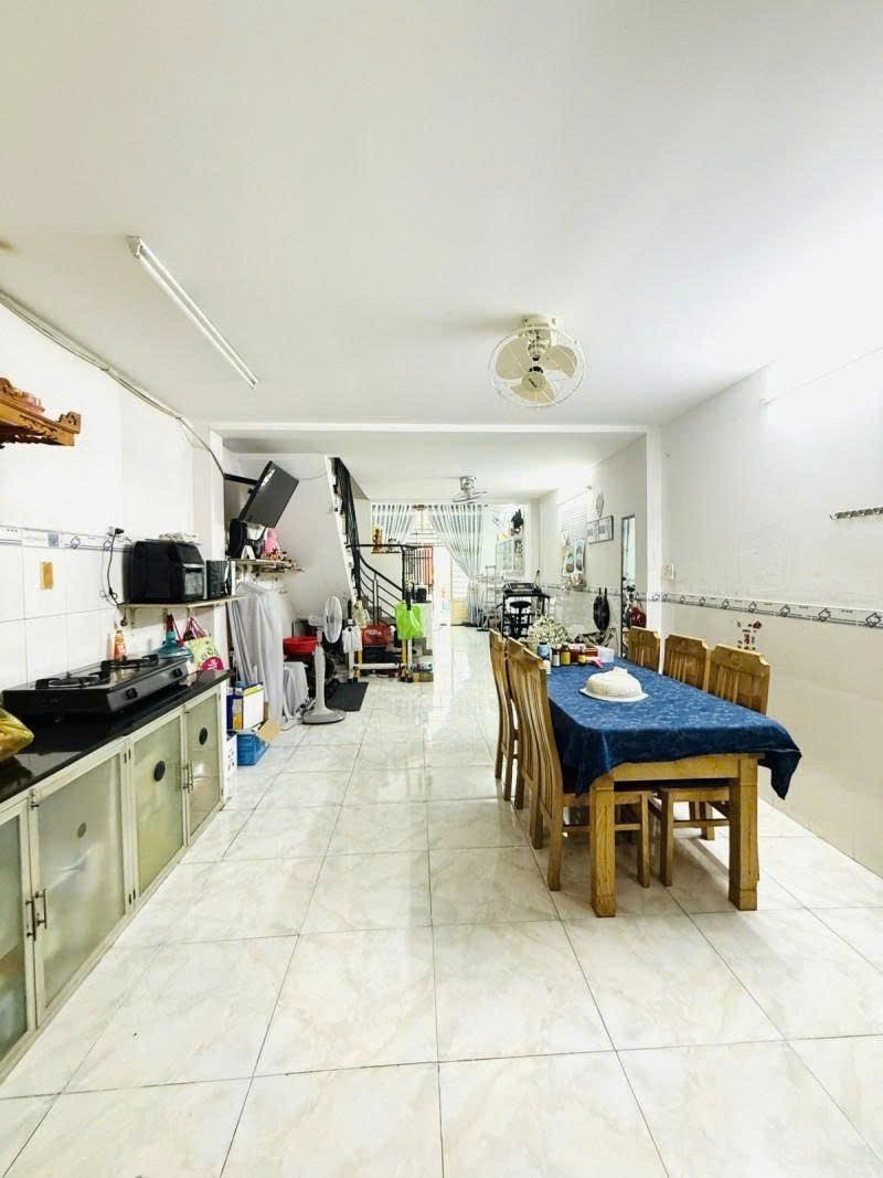 Nhà đẹp, 62m2, 3PN, gần Aeon Tân Phú | Giá: 6.4 tỷ