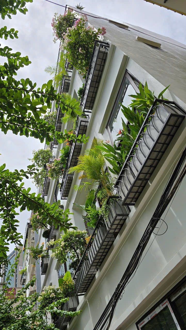 Bán nhà Trần Duy Hưng 5 tầng thang máy - Vị trí VIP, Đầu tư Sinh Lời