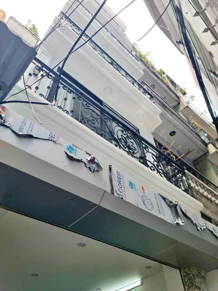 Nhà 6 Tầng Thang Máy, Full Nội Thất - Vị Trí Đắc Địa Đội Cấn, Ba Đình