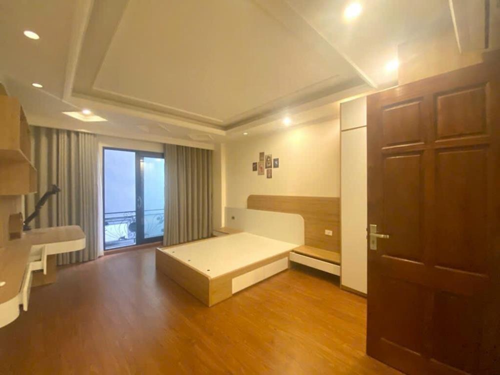 Nhà 7 Tầng, Sát Đường Võ Chí Công, Có Ô Chờ Thang Máy - Vị Trí Đắc Địa