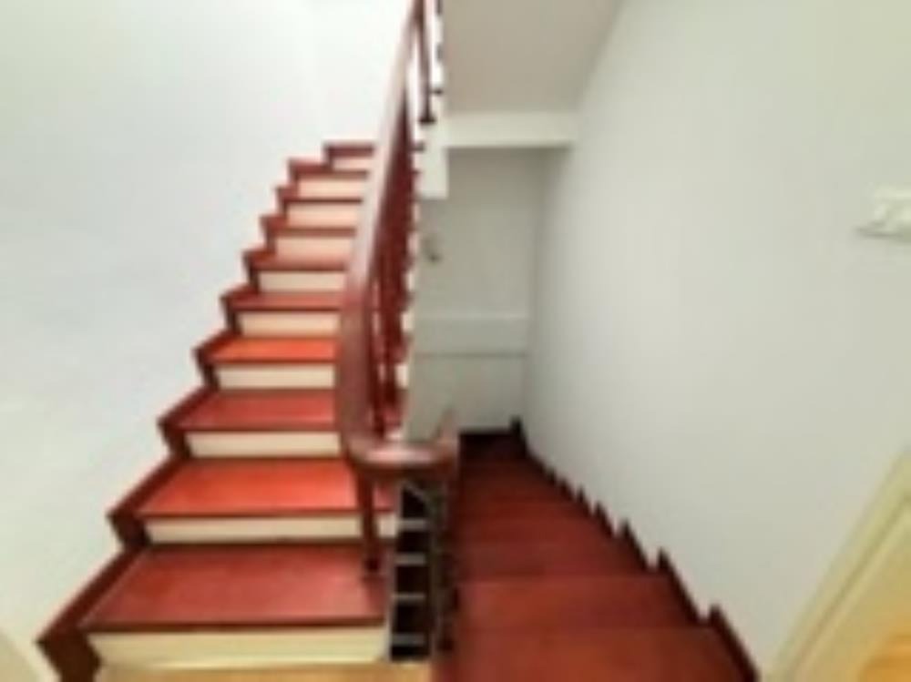 Phân Lô Phạm Tuấn Tài, Cầu Giấy - 51m², 5 Tầng, Mặt Tiền 4.5m, Oto Đỗ Cửa, Kinh Doanh
