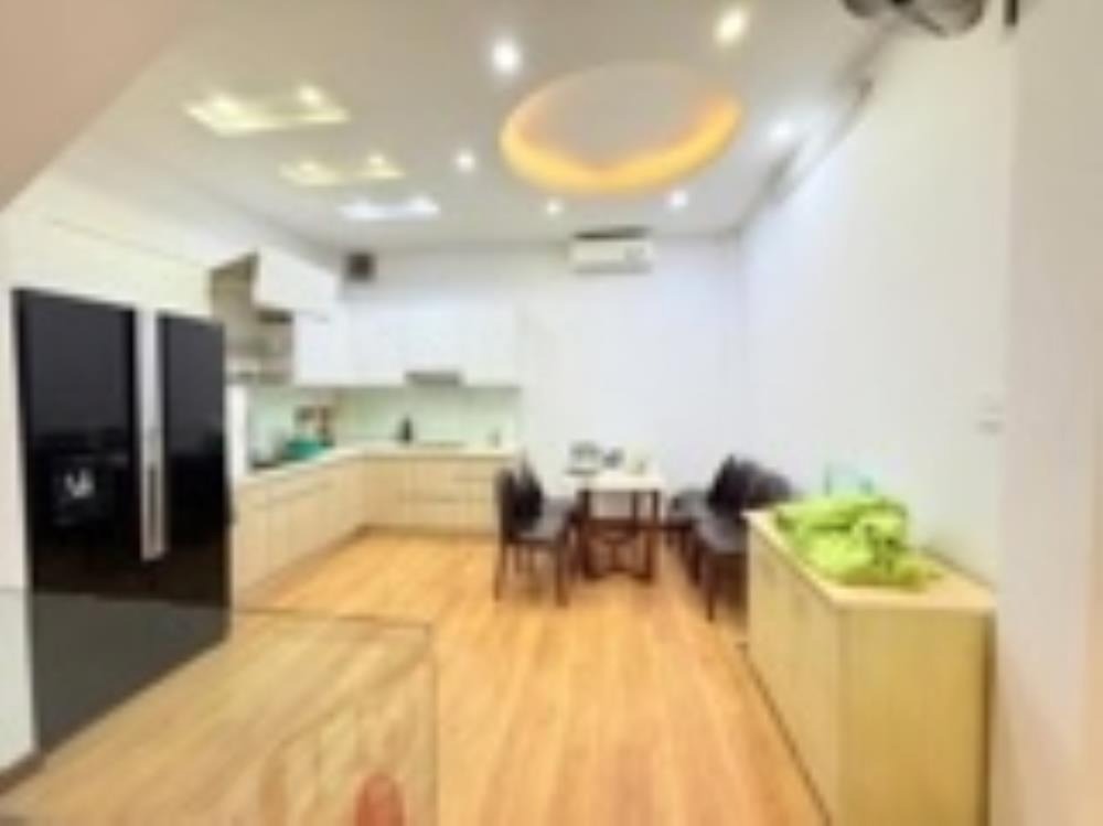 Phân Lô Phạm Tuấn Tài, Cầu Giấy - 51m², 5 Tầng, Mặt Tiền 4.5m, Oto Đỗ Cửa, Kinh Doanh