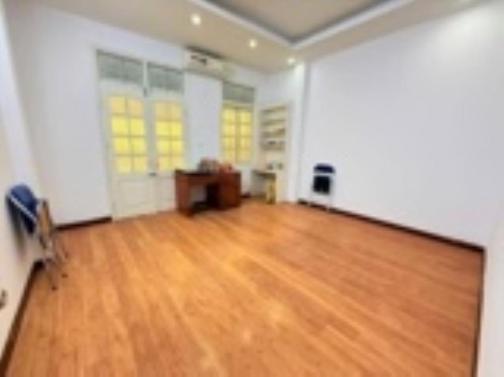 Phân Lô Phạm Tuấn Tài, Cầu Giấy - 51m², 5 Tầng, Mặt Tiền 4.5m, Oto Đỗ Cửa, Kinh Doanh