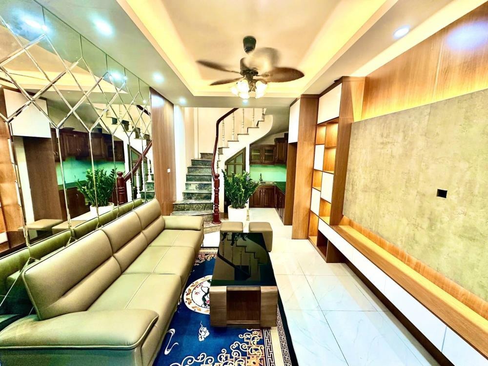 Nhà phố 5 tầng, 50m2 Bằng Liệt, Linh Đàm - Giá 6.8 tỷ