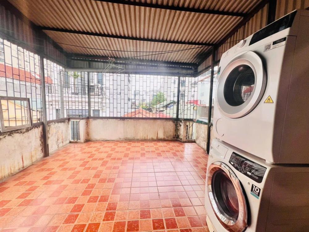 Bán nhà phân lô VIP Nghĩa Đô, Cầu Giấy - 34m2 x 5 Tầng, Ô Tô Vào Cửa