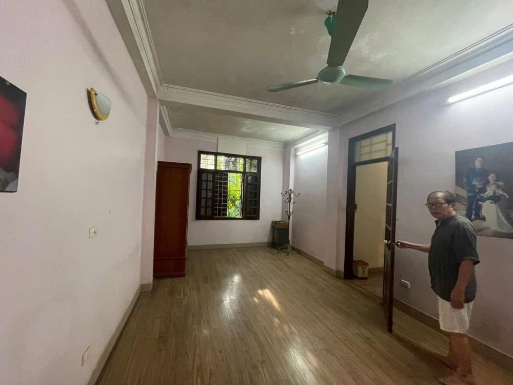Bán nhà Trần Bình, Cầu Giấy - 48m² x 4 Tầng, 2 Mặt Tiền, Ô Tô Vào Nhà