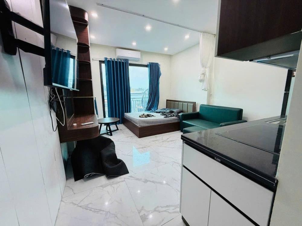 Bán Gấp Căn Hộ Dịch Vụ 6 Tầng, Hoàng Quốc Việt - Dòng Tiền 600Tr/Năm