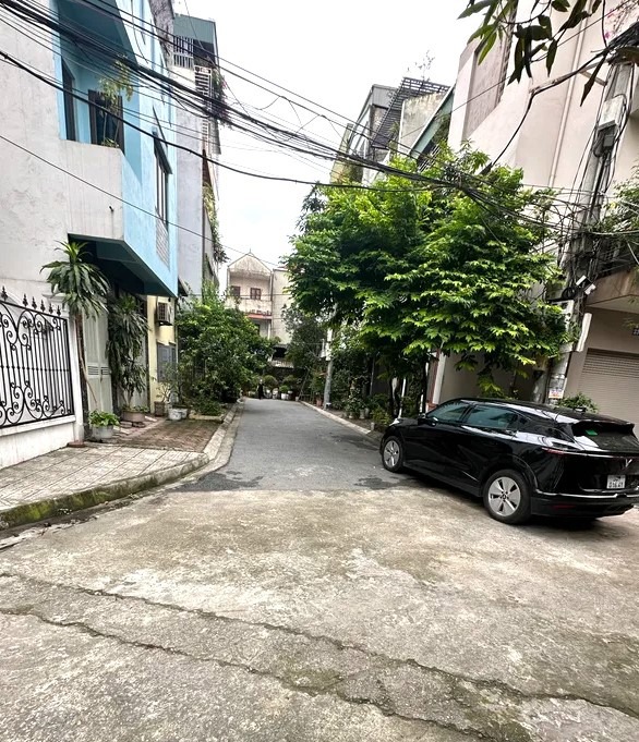 Bán Đất 62m² Mặt Tiền Ngô Gia Tự - Long Biên - Vị Trí Đầu Tư Đẹp