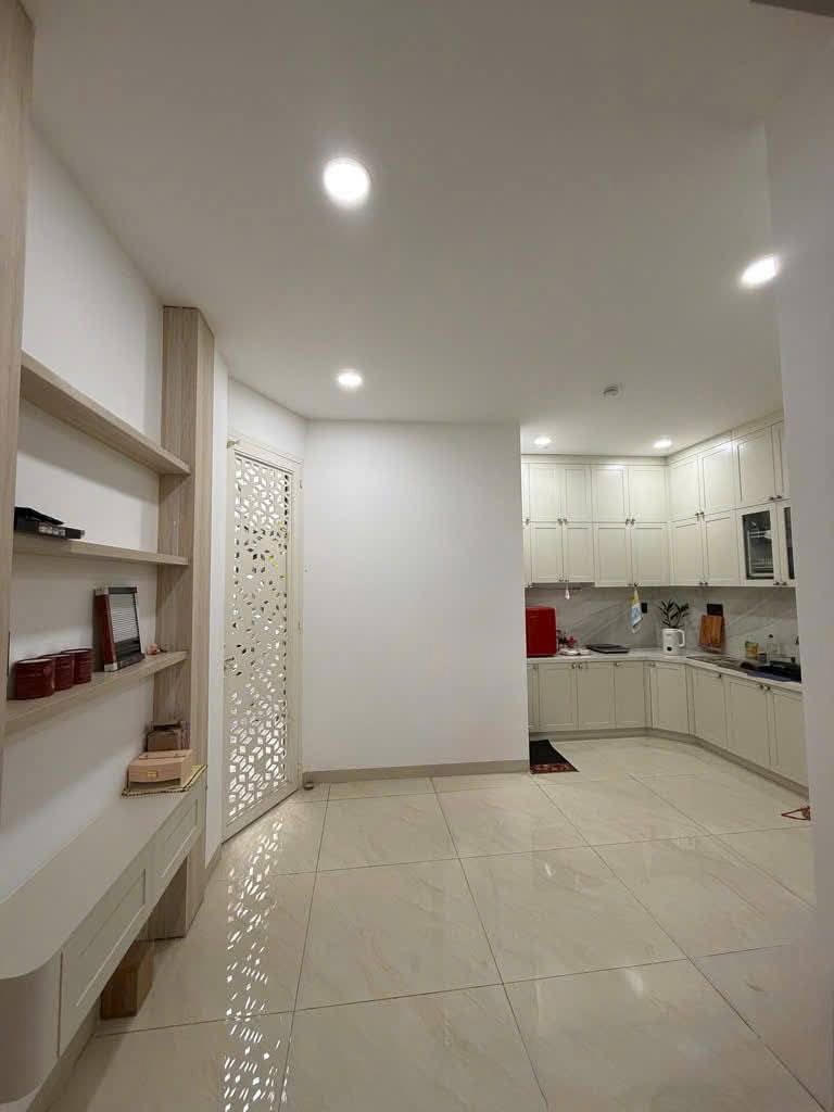 Bán nhà Quận 3, Giá 3.54 tỷ - 55.9m2, 4PN, Cách Mạng Tháng 8