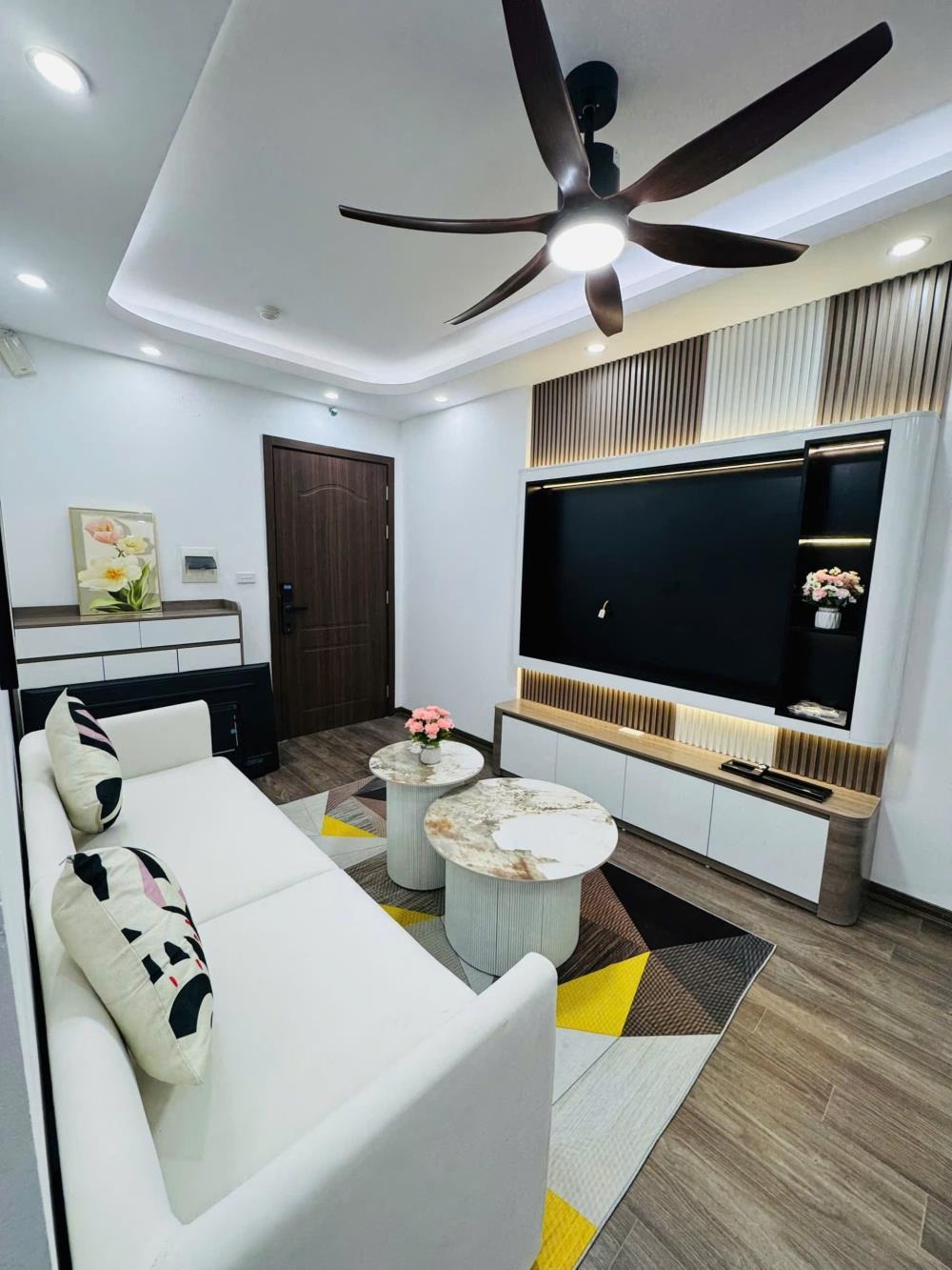 Căn Hộ VP5 Linh Đàm 62m2 - 2PN, Full Nội Thất - Giá 4.2 Tỷ