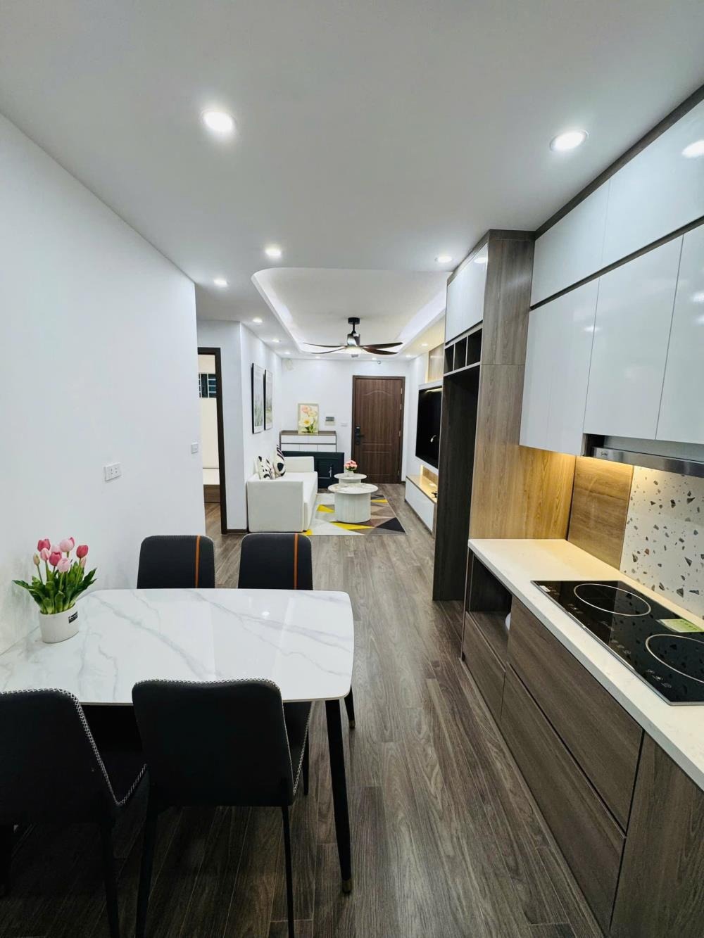 Căn Hộ VP5 Linh Đàm 62m2 - 2PN, Full Nội Thất - Giá 4.2 Tỷ
