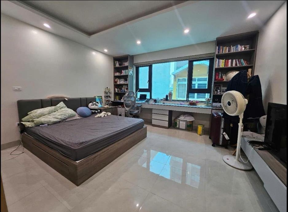 Siêu phẩm nhà mới Cầu Giấy: 60m2, 7 tầng, thang máy, ô tô tránh - Mạc Thái Tổ
