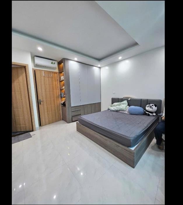 Siêu phẩm nhà mới Cầu Giấy: 60m2, 7 tầng, thang máy, ô tô tránh - Mạc Thái Tổ