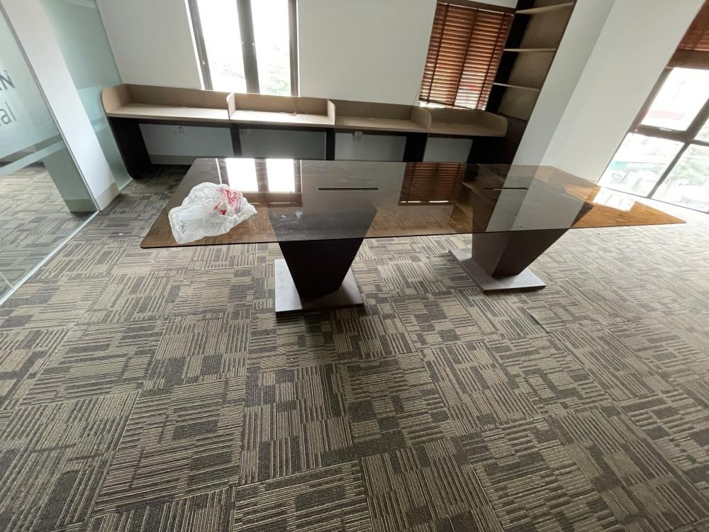 Cho Thuê Biệt Thự Nguyễn Xiển 120m², 5 Tầng, Thang Máy, PCCC - Giá 80 Triệu/Tháng