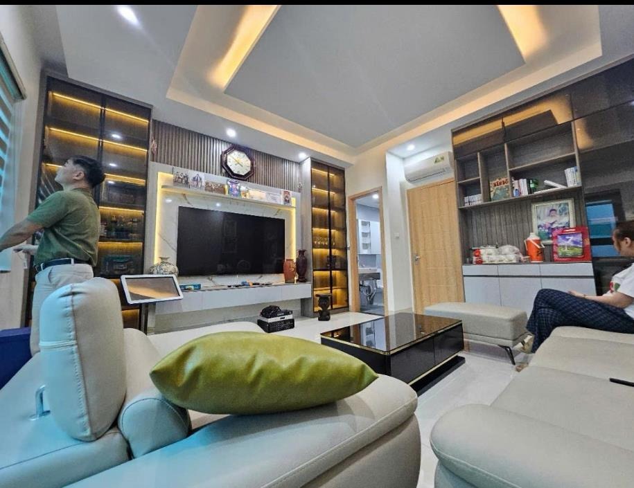 Siêu phẩm nhà mới Cầu Giấy: 60m2, 7 tầng, thang máy, ô tô tránh - Mạc Thái Tổ