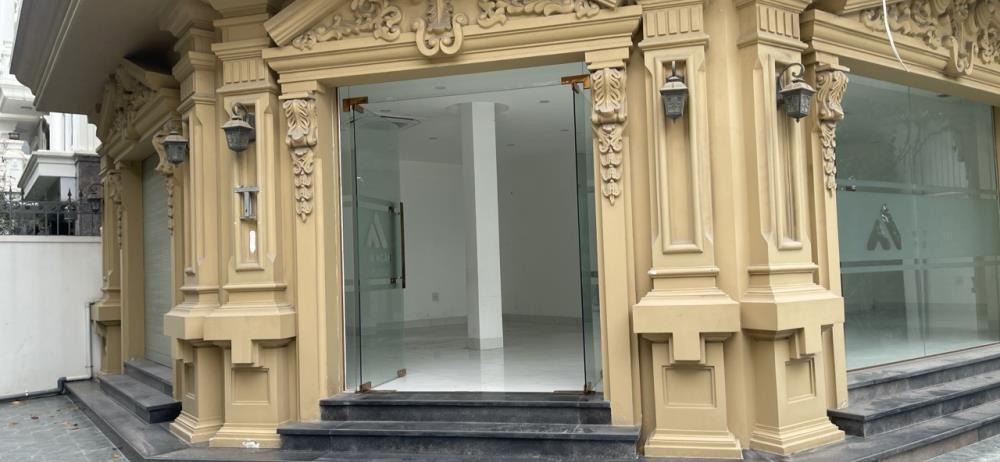 Cho Thuê Biệt Thự Nguyễn Xiển 120m², 5 Tầng, Thang Máy, PCCC - Giá 80 Triệu/Tháng