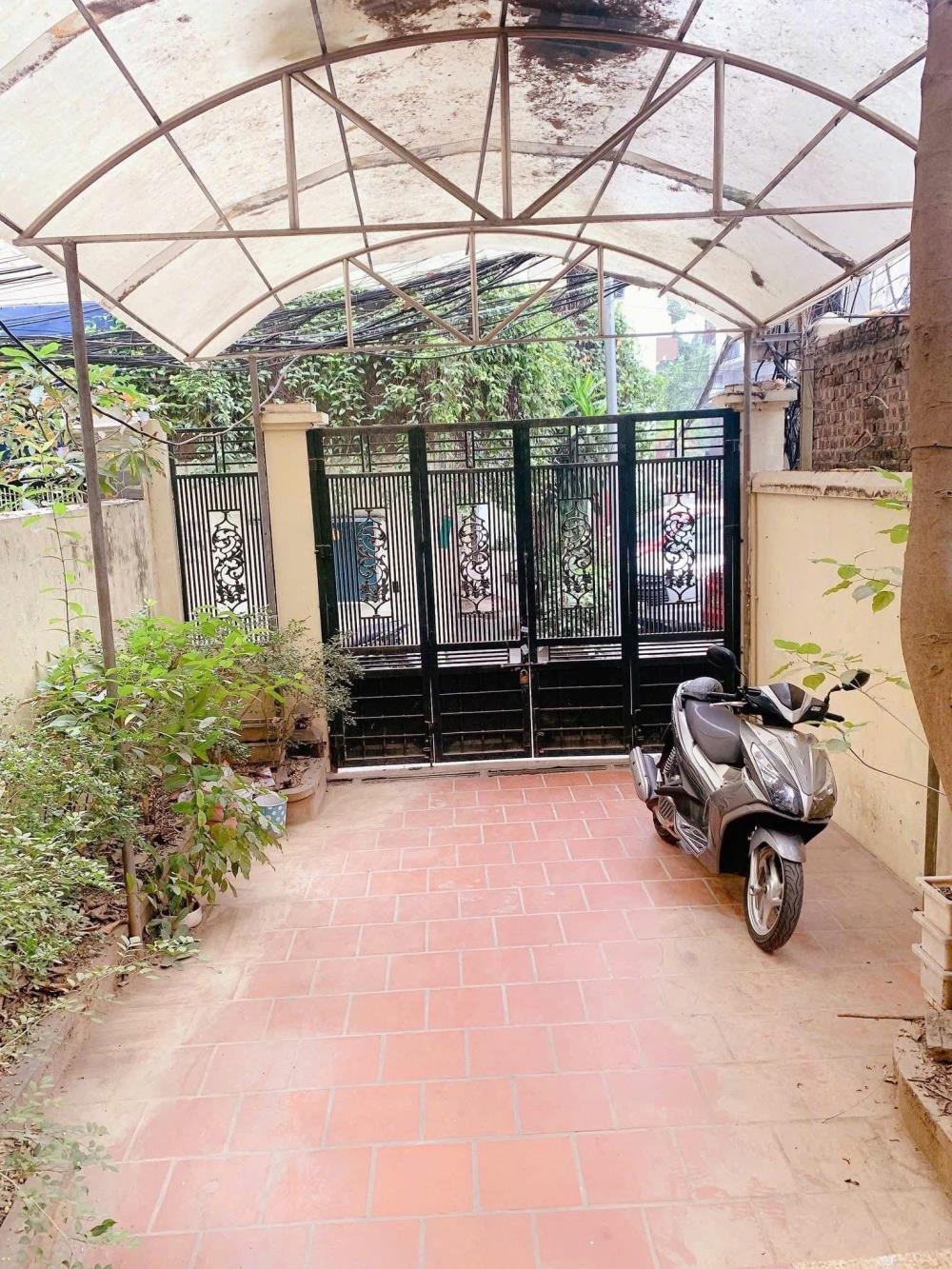 Bán nhà phân lô quân đội Đội Cấn - 93m2, 4 tầng, 27.5 tỷ - Vị trí đắc địa