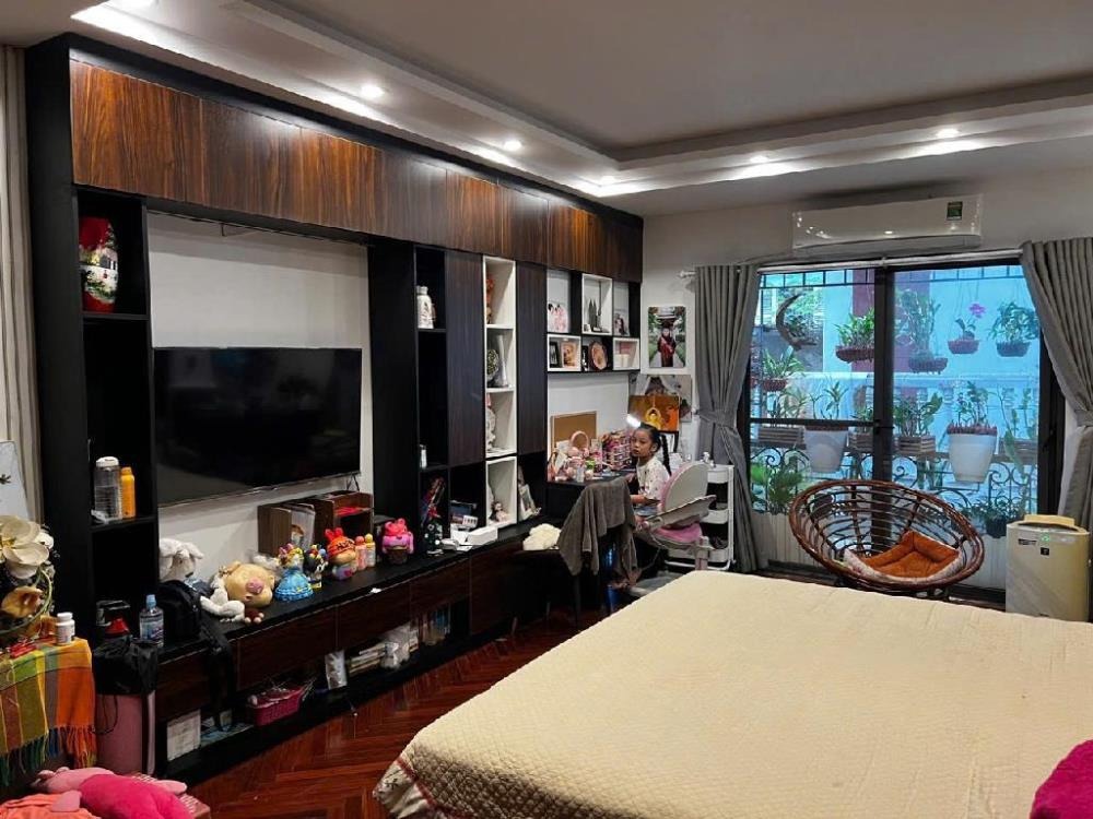 Nhà Mặt Ngõ Thái Hà - 52m2 - 6 Tầng - Kinh Doanh - Giá 20.086 Tỷ