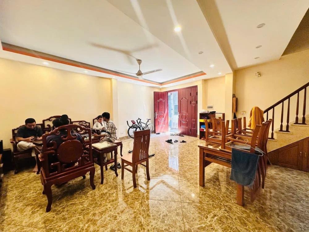 Nhà Dân Xây Giá Rẻ, Căn Góc Xuân Đỉnh - Ô Tô, Thang Máy, Thông Thoáng