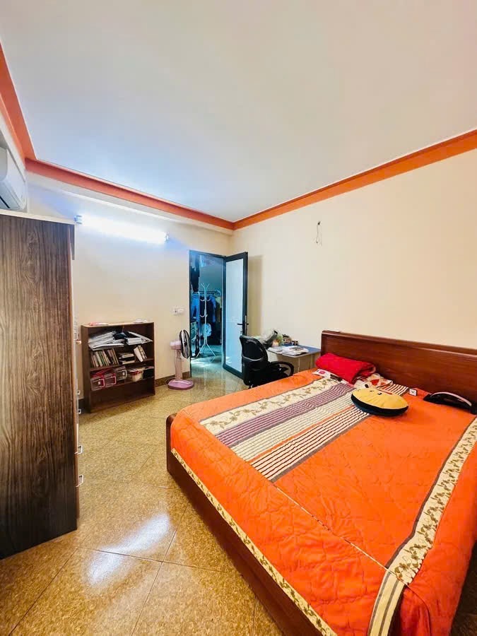Nhà Dân Xây Giá Rẻ, Căn Góc Xuân Đỉnh - Ô Tô, Thang Máy, Thông Thoáng