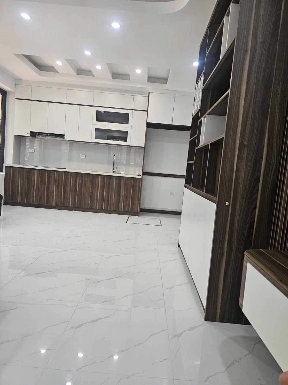 Nhà Đẹp Ba Đình - 46m² Full Nội Thất - 13.5 Tỷ - Sổ Đỏ Chính Chủ