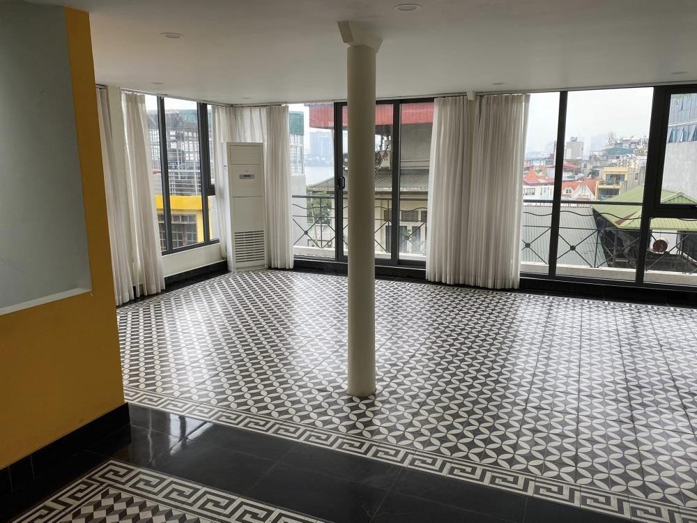 Bán Nhà Mặt Phố Tây Hồ 60m2 - Vị Trí Đắc Địa, Kinh Doanh Sinh Lời