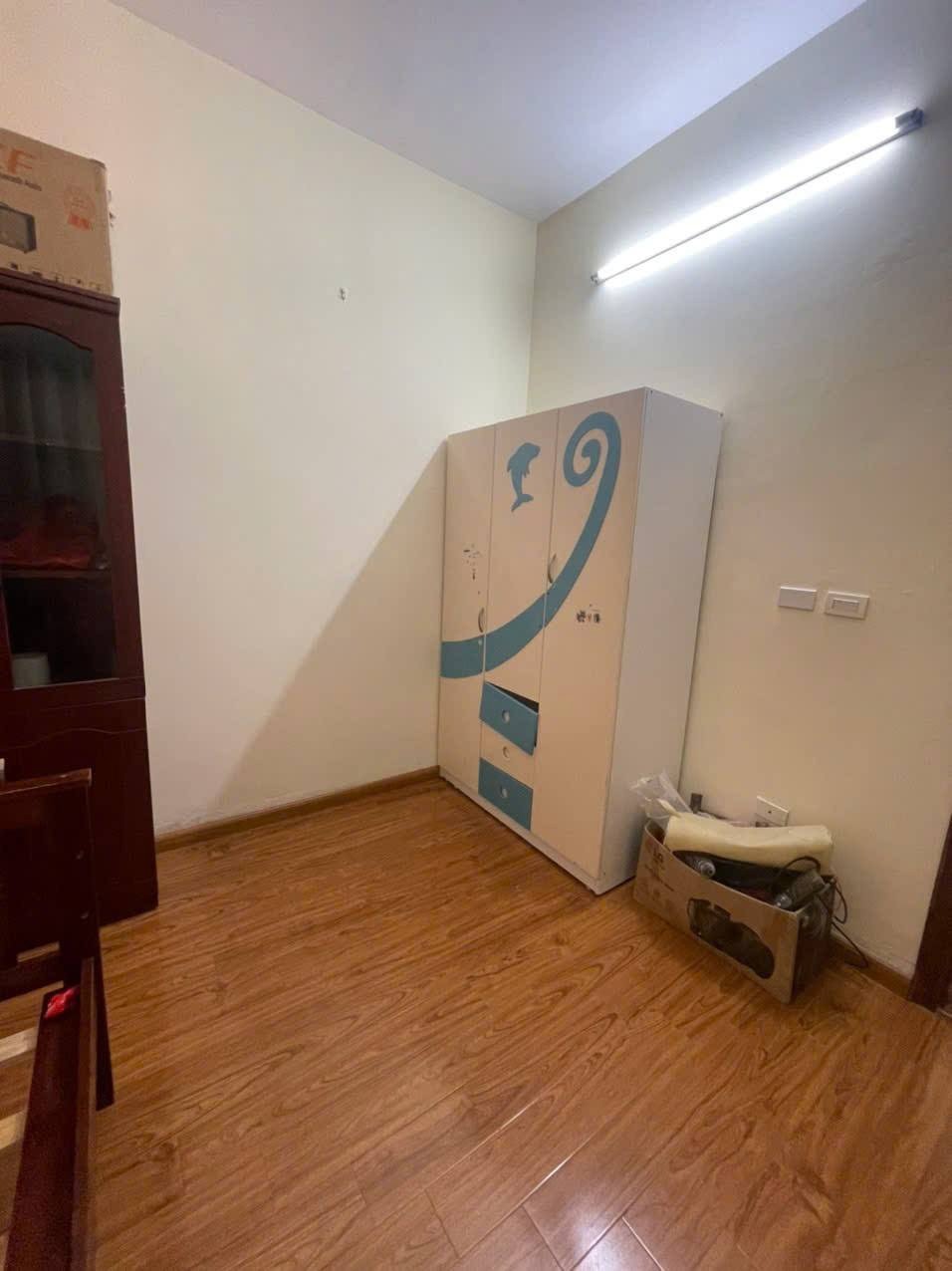 Căn hộ 2PN KĐT Giao Lưu - Giá 3.96 tỷ - Vị trí đẹp, Sổ đỏ vuông