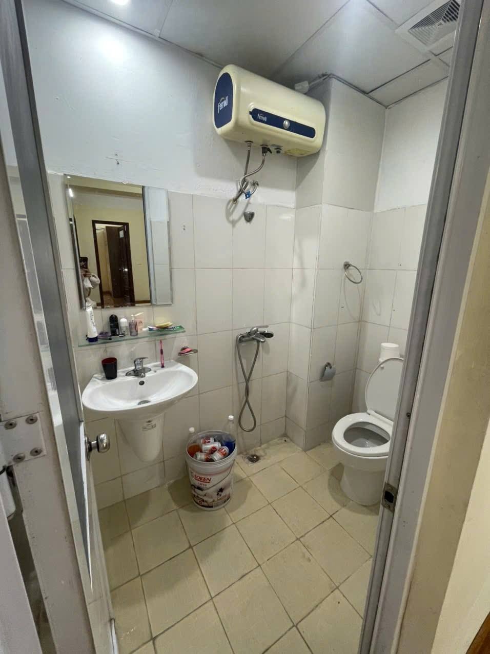 Căn hộ 2PN KĐT Giao Lưu - Giá 3.96 tỷ - Vị trí đẹp, Sổ đỏ vuông