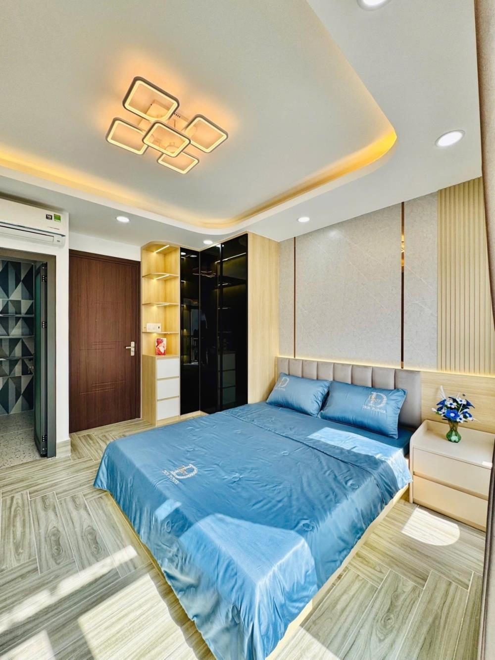 Nhà đẹp 5 tầng, ngay EMart Gò Vấp - 45m2, 6.9 tỷ