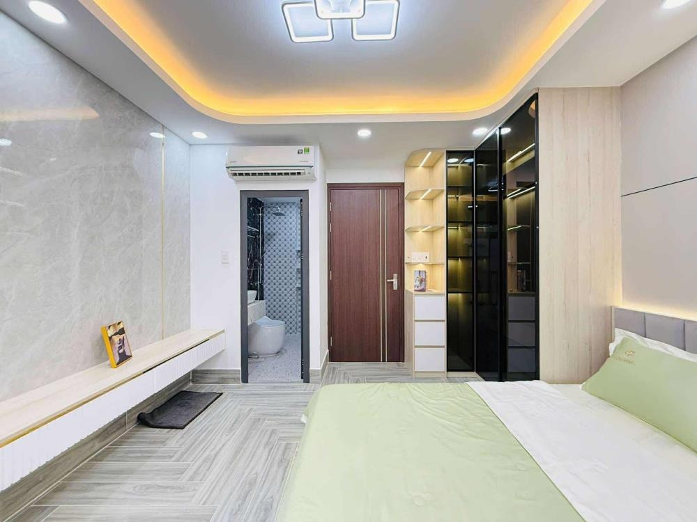 Nhà đẹp 5 tầng, ngay EMart Gò Vấp - 45m2, 6.9 tỷ