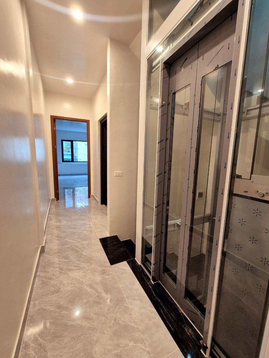 Vị trí đắc địa - Shophouse Nguyễn Trãi, Thanh Xuân - View Công viên - Giá 18.79 tỷ