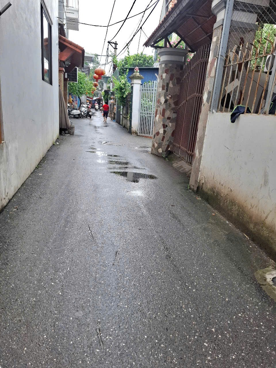 Bán nhà mặt tiền Hà Nội - 125m2, 3 tầng, giá 10.8 tỷ - Vị trí đẹp, tiện ích đầy đủ