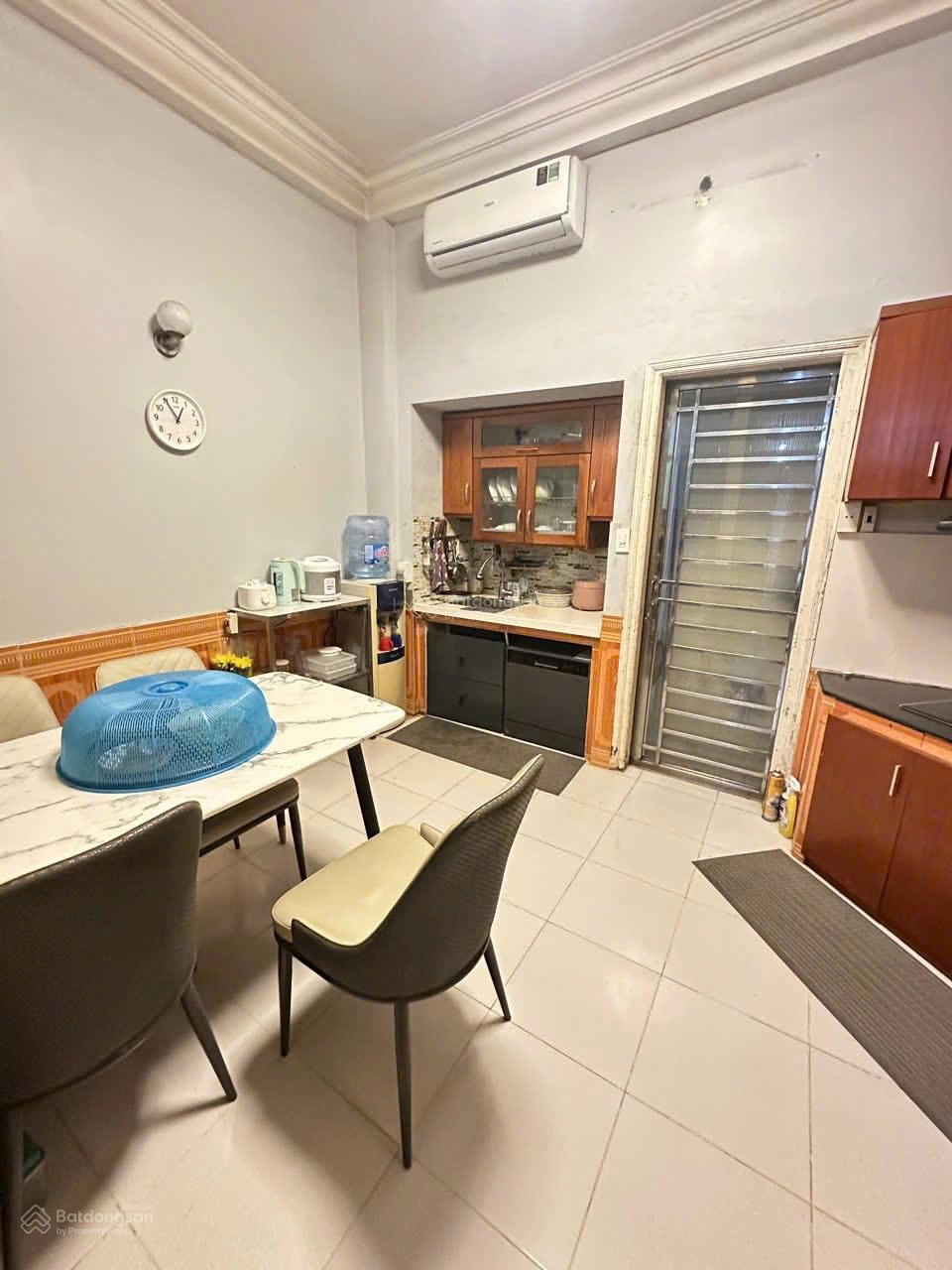 Bán nhà chính chủ phố Khâm Thiên, Đống Đa, Hà Nội - 4 Tầng, Full Nội Thất