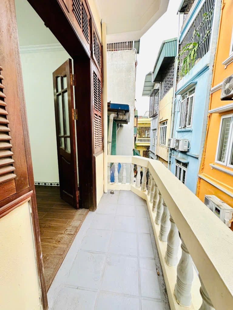 Bán nhà phố An Dương, 4 tầng, ô tô vào cửa, giá 9.3 tỷ