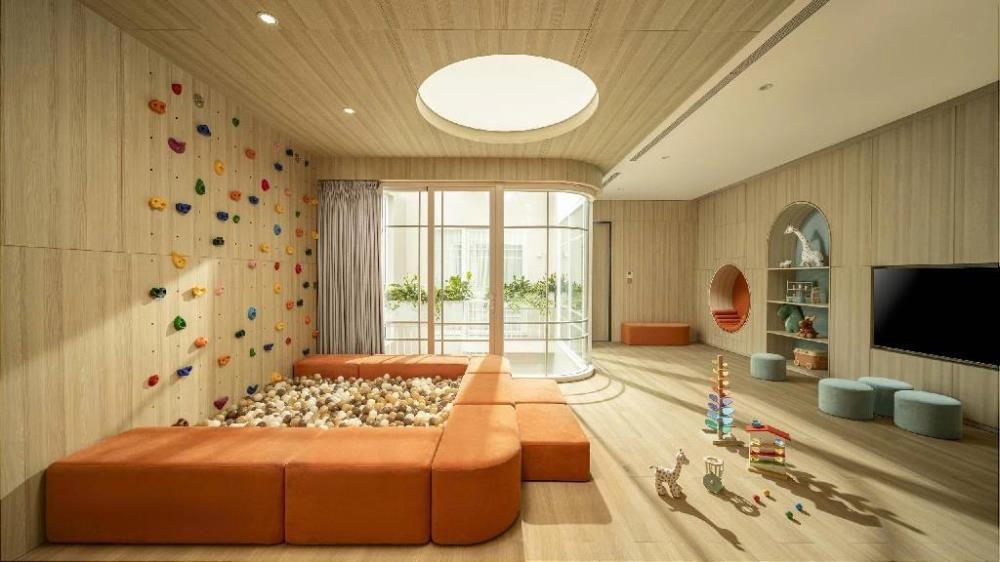 Bán Tòa Mặt Phố Huế 10 Tầng, 700 Tỷ - Vị Trí Kim Cương, Đầu Tư Đỉnh Cao
