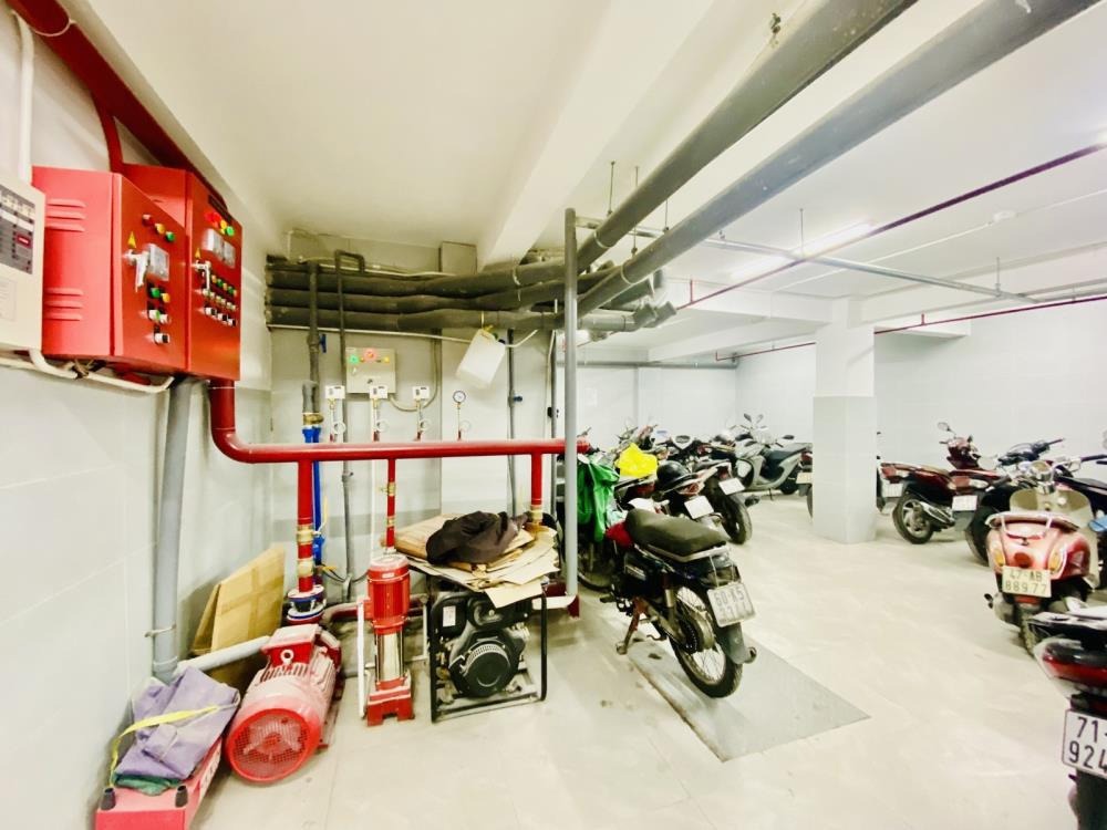 Toà nhà 210m2, 8 tầng, 75 phòng cho thuê, dòng tiền 300tr/tháng - Gò Vấp