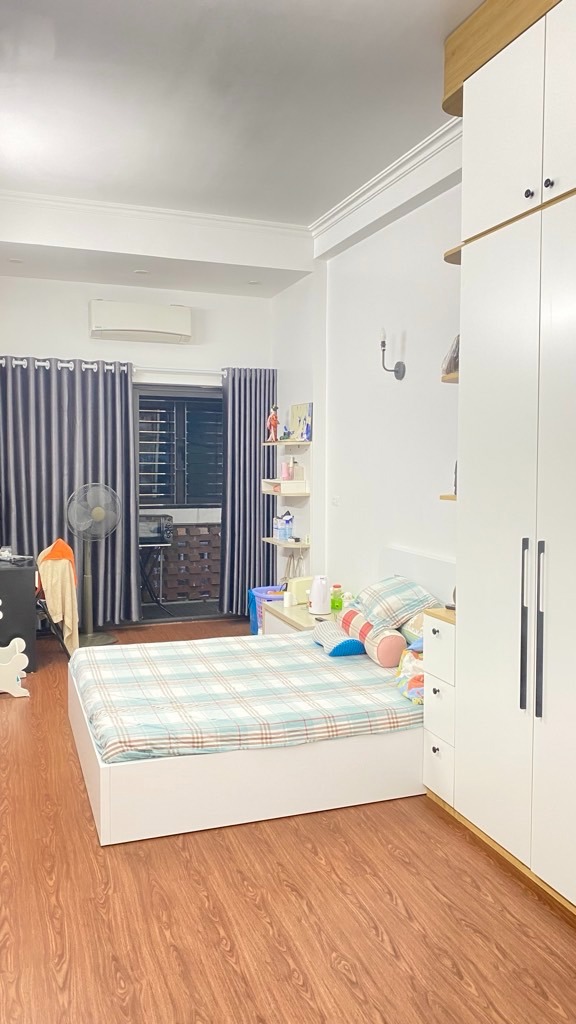 Bán Nhà Trần Khắc Chân - Phân Lô - Ô Tô Đỗ Cửa - Pháp Lý Sổ Đỏ