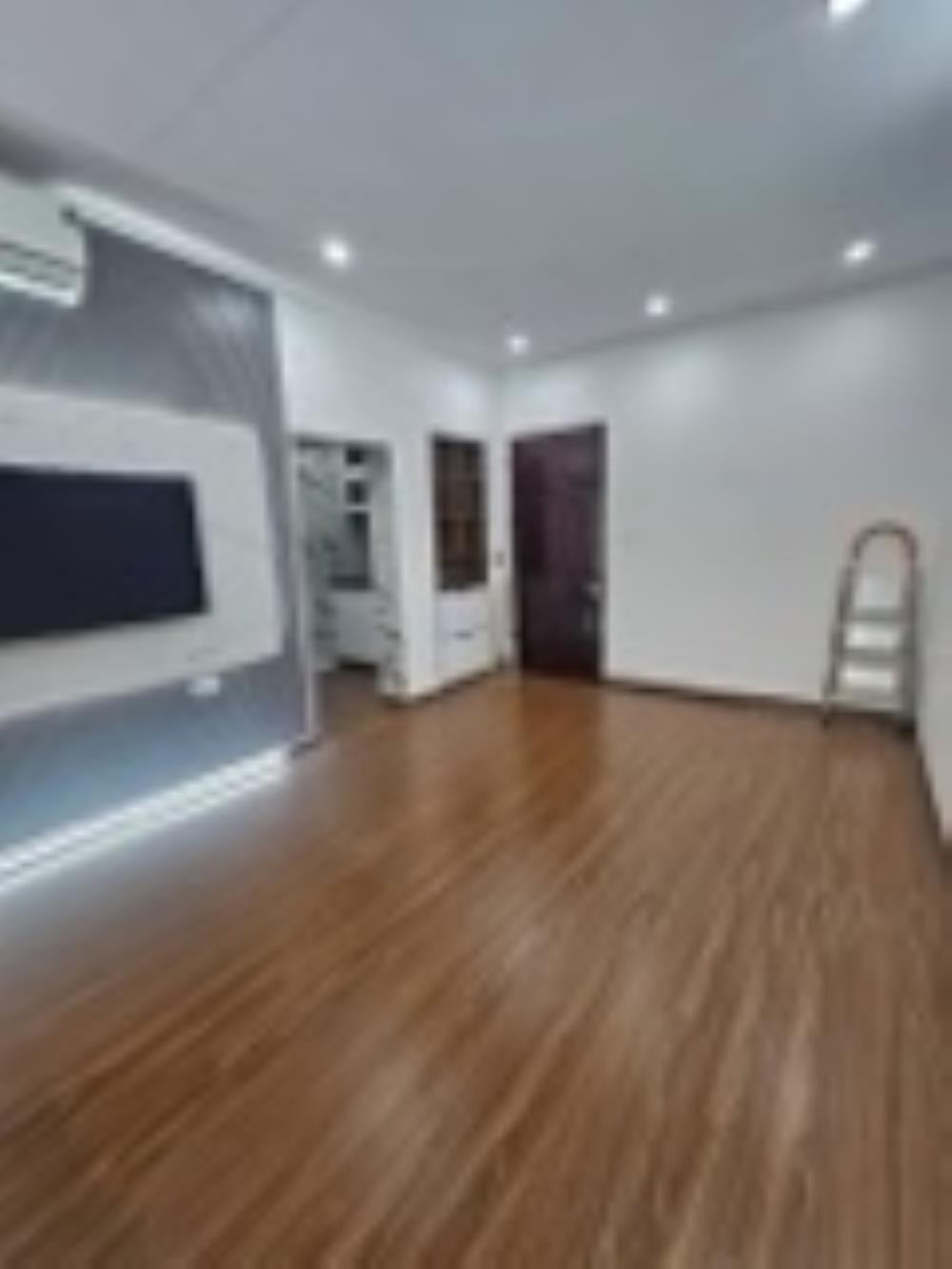 Căn hộ 2PN Láng Hạ - View Thông Thoáng - Full Nội Thất Cao Cấp