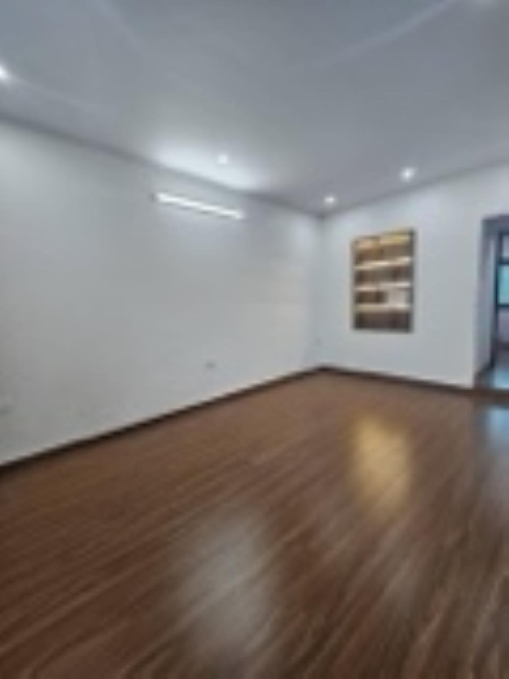 Căn hộ 2PN Láng Hạ - View Thông Thoáng - Full Nội Thất Cao Cấp