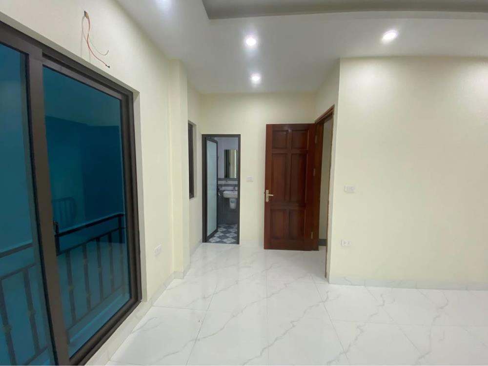 Bán Nhanh Nhà Kim Chung Hoài Đức - 31m2, 5 Tầng, Oto Đỗ Cửa - 5.2 Tỷ