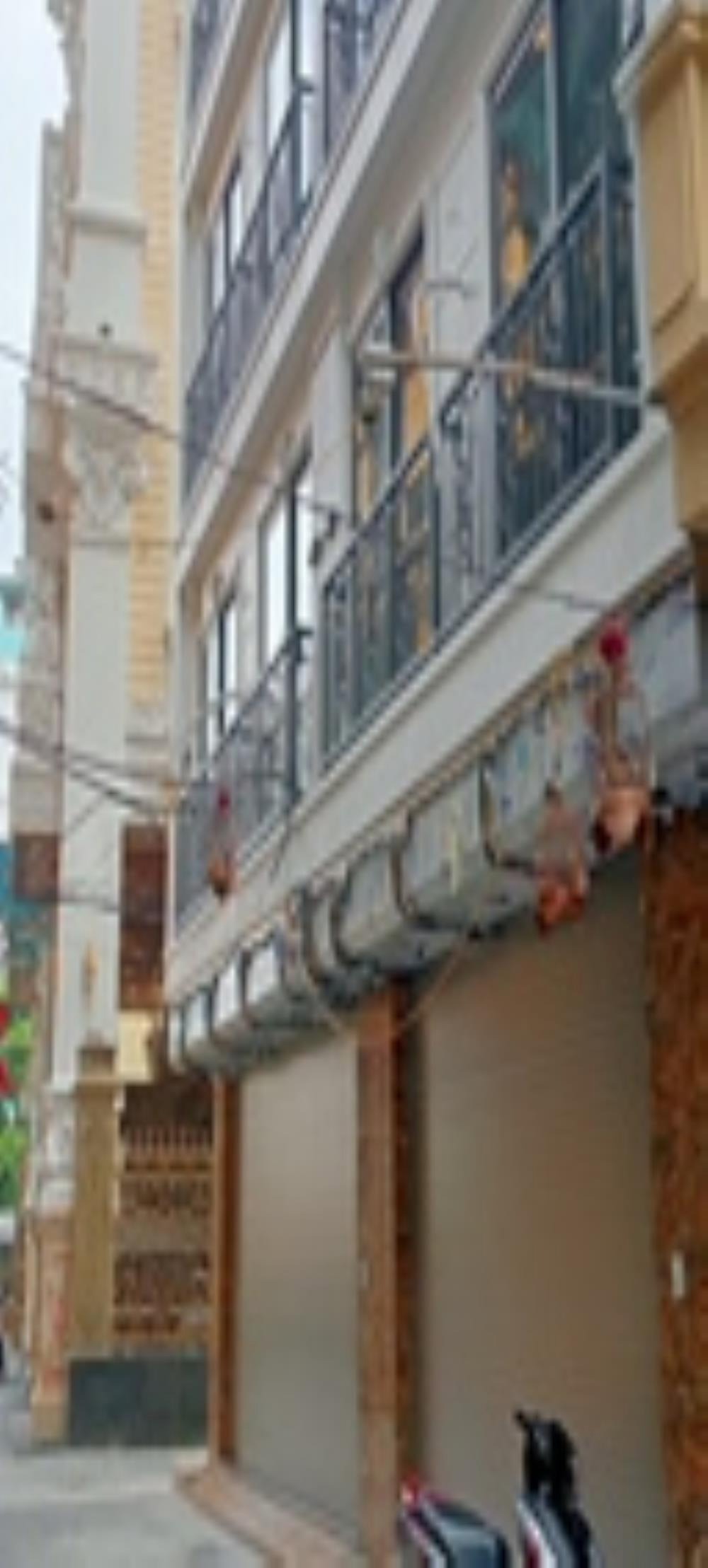 Biệt thự 3 mặt thoáng, nội thất nhập khẩu - Hoàng Quốc Việt, Cầu Giấy
