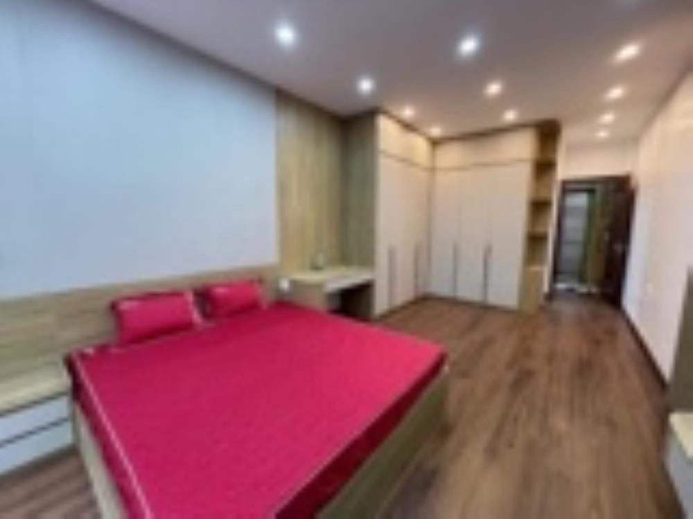 Bán nhà phân lô Phùng Chí Kiên, Cầu Giấy 44m2, 6 tầng, thang máy, ô tô vào nhà
