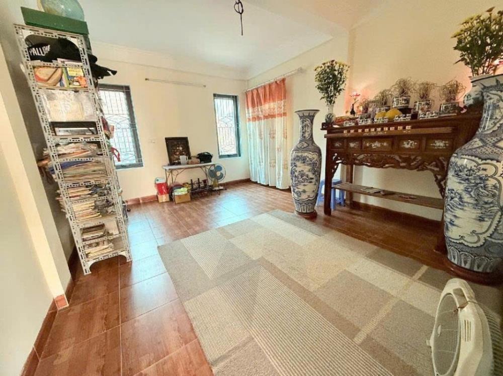 Nhà Nở Hậu Cổ Nhuế 4 Tầng, 66m2, Ô Tô Vào, Giá 12.9 Tỷ