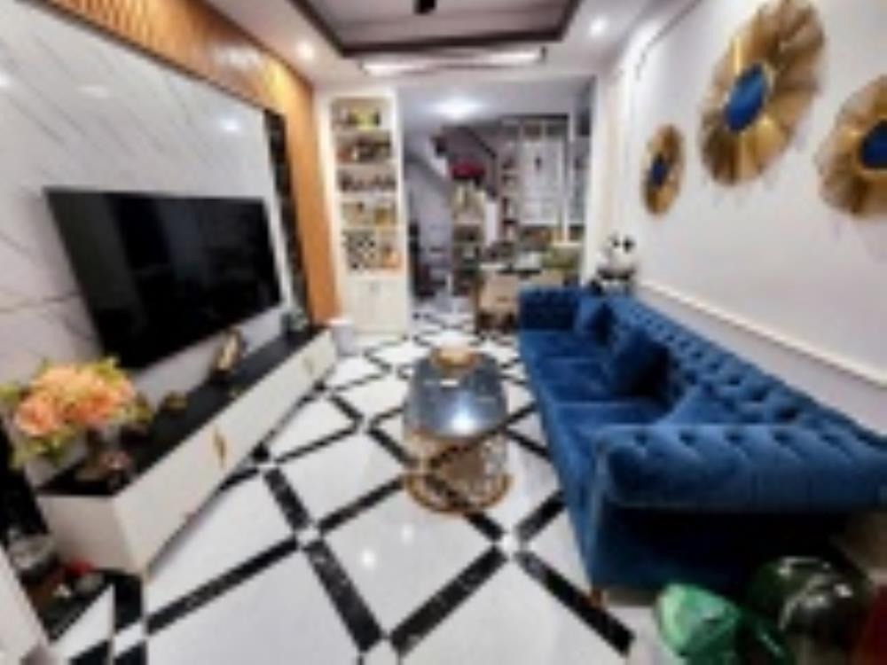 Bán nhà mặt ngõ Võng Thị 35m² - 6 tầng, Ô tô Đỗ Cửa, Gần Hồ Tây