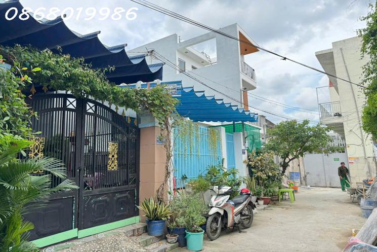 Bán nhà  60 m2 - 2 tỷ 3 Đường số 4 , Tăng Nhơn Phú B